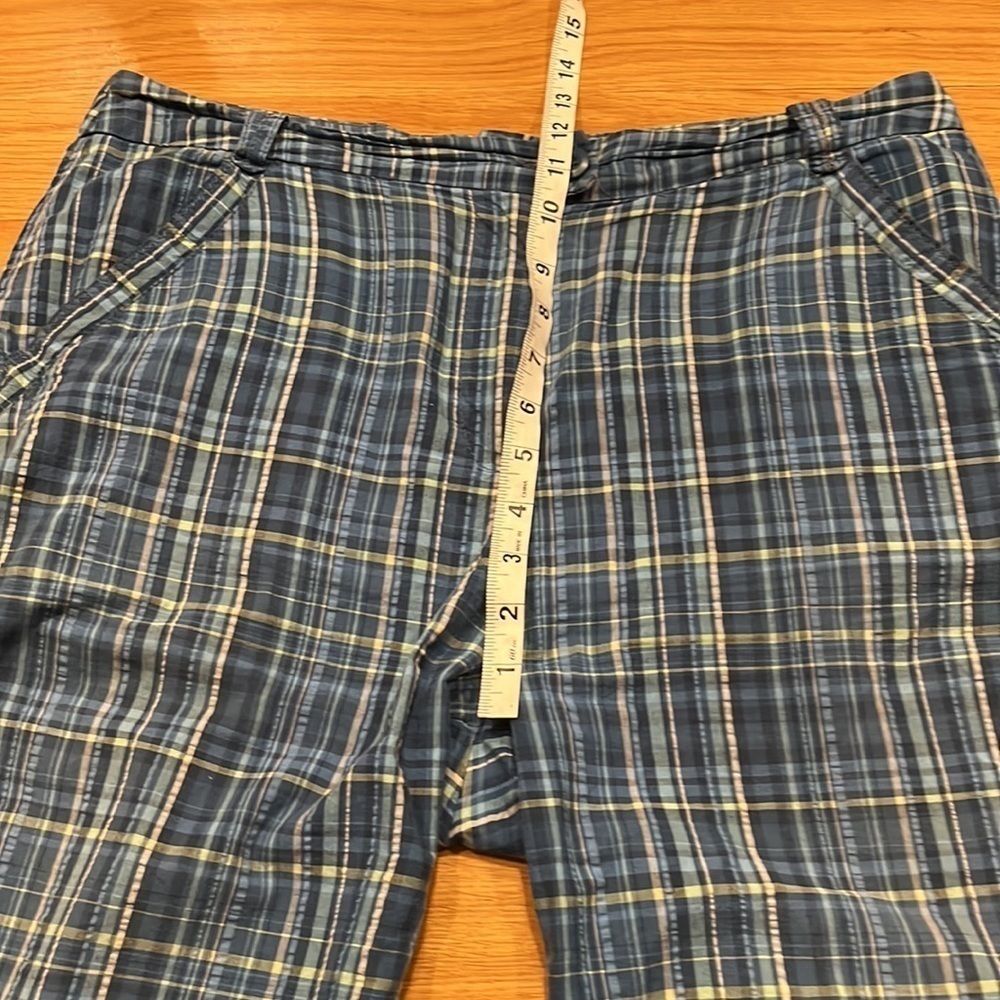 WOOLRICH womens cotton shorts size 10. - Picture 3 of 8